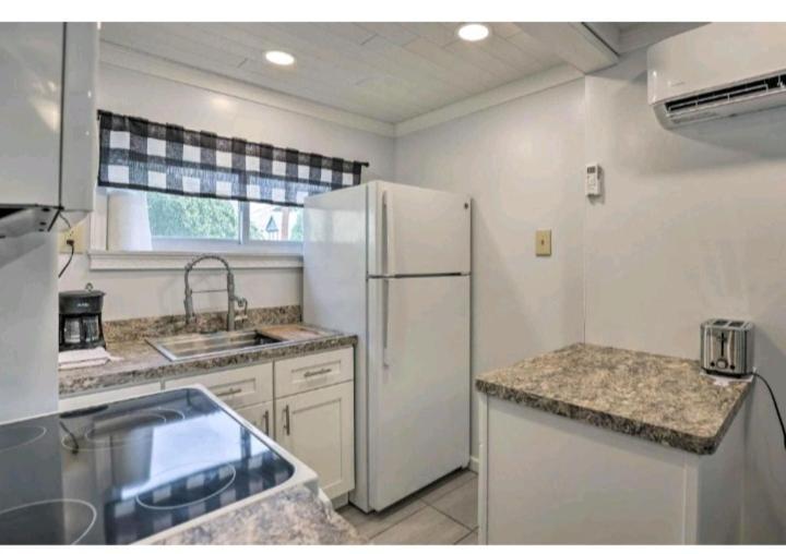 Little Peace Of Heaven Apartment Corning Exterior photo
